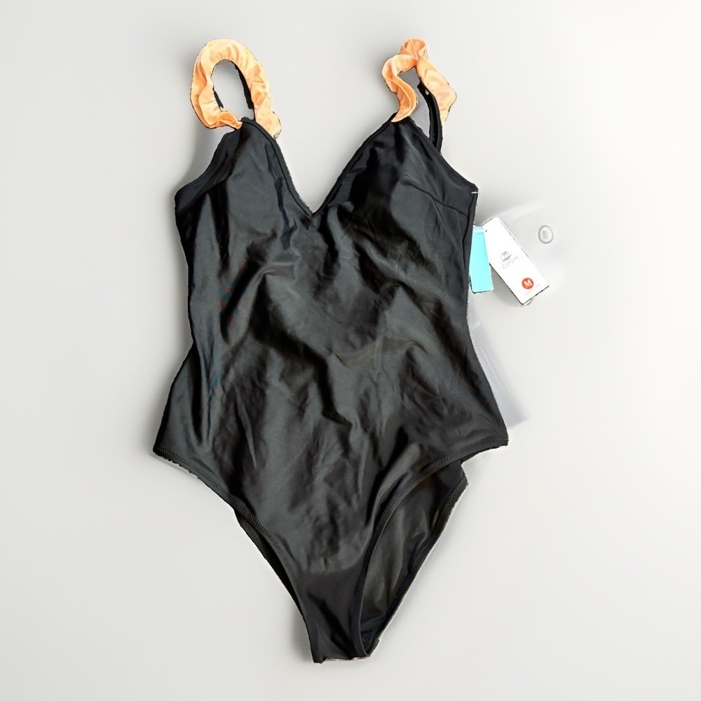 CUPSHE Swimsuit ‎ One-Piece Swimsuit Black with Pink Riffle Women's SZ M Deep V